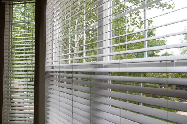 How To Install Blinds in Zephyrhills, FL How To Install Blinds in Zephyrhills, FL